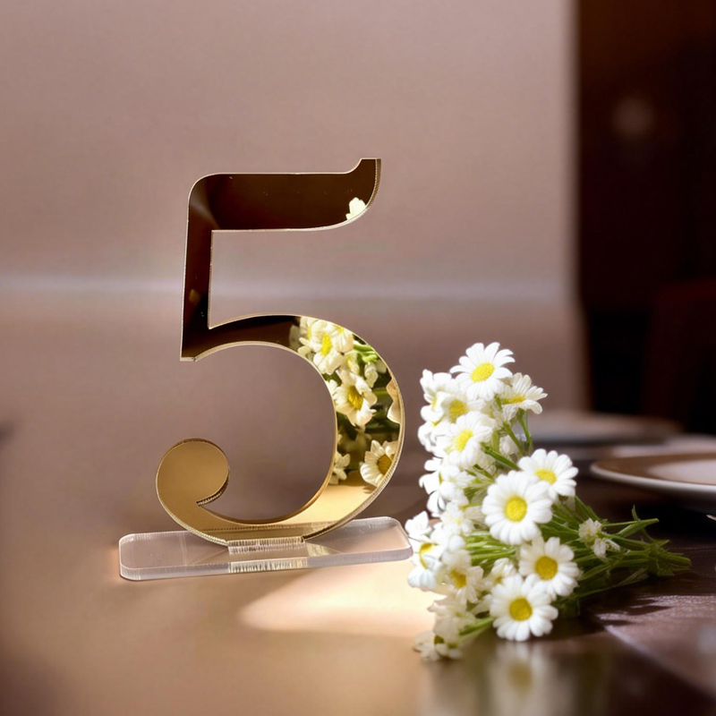 أرقام طاولات الزفاف مع حامل، أ - مراجعة Table Number Gold وسعره